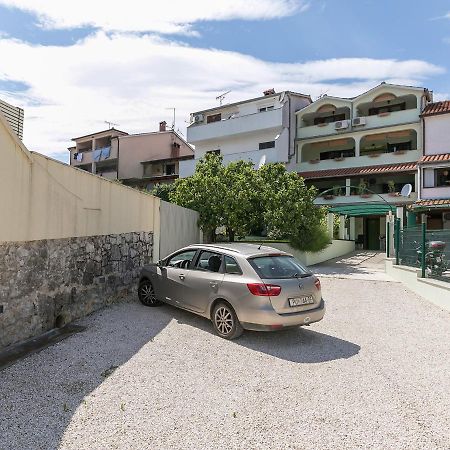 ורסאר Apartments Nada מראה חיצוני תמונה