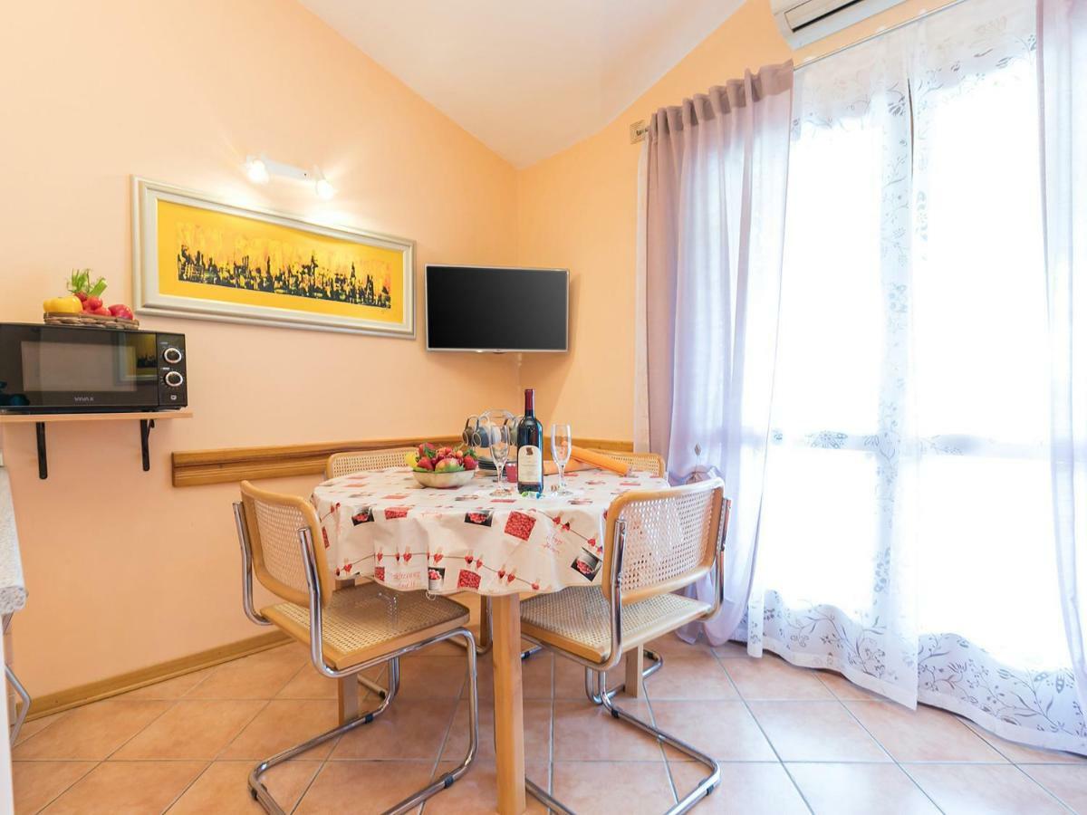 ורסאר Apartments Nada מראה חיצוני תמונה