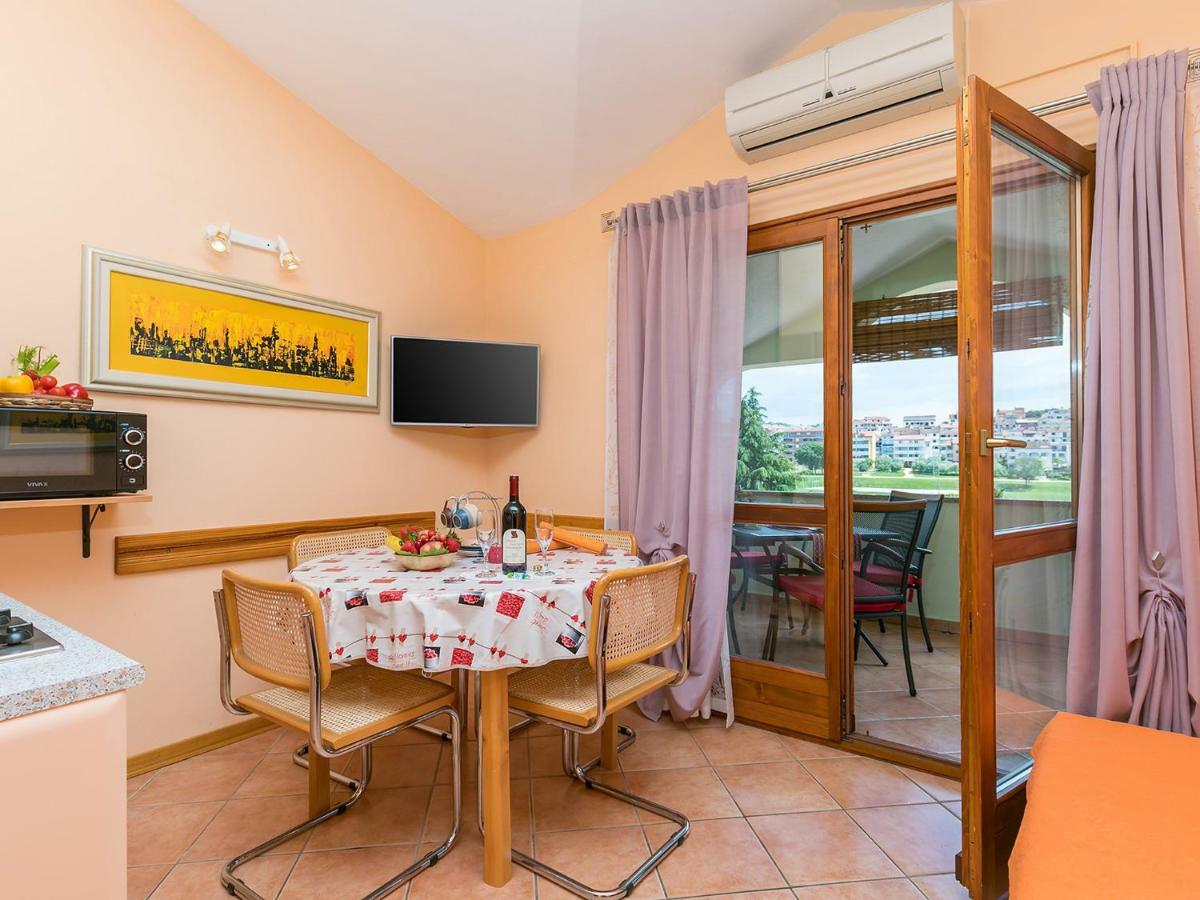 ורסאר Apartments Nada מראה חיצוני תמונה