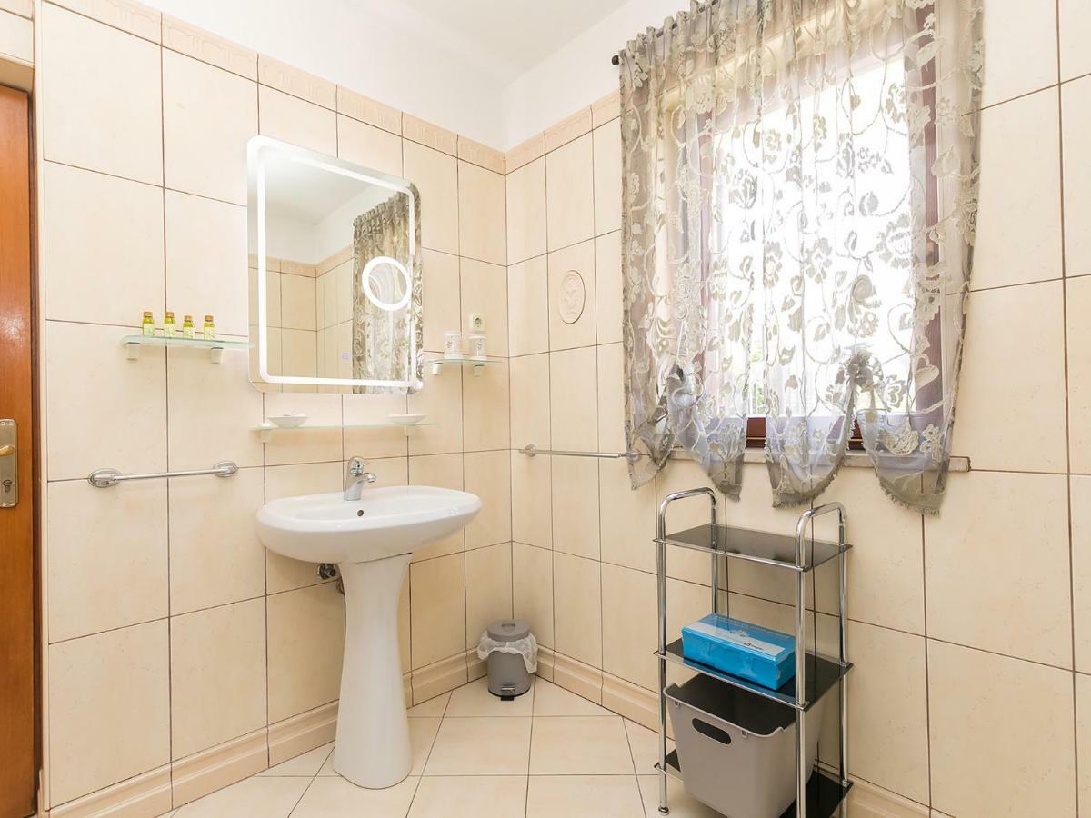 ורסאר Apartments Nada מראה חיצוני תמונה
