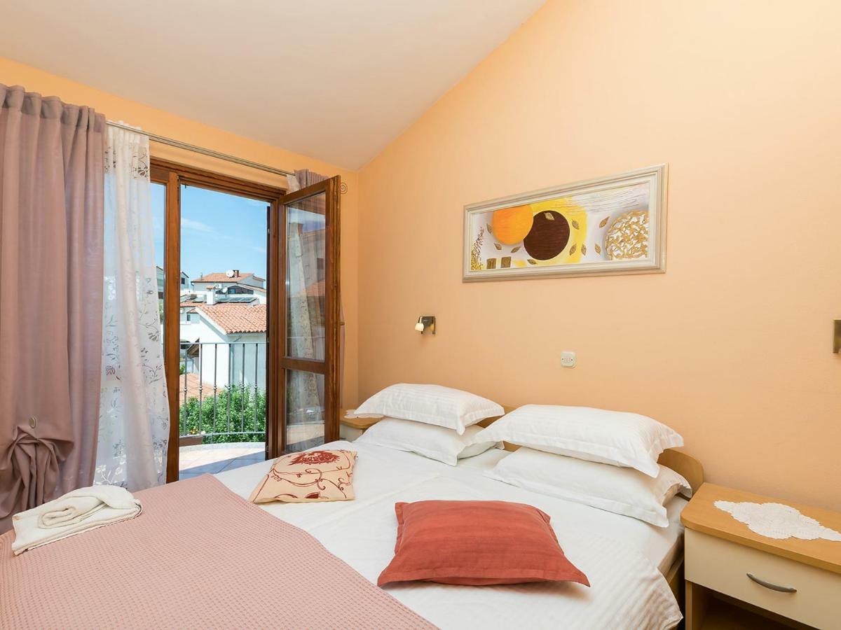 ורסאר Apartments Nada מראה חיצוני תמונה