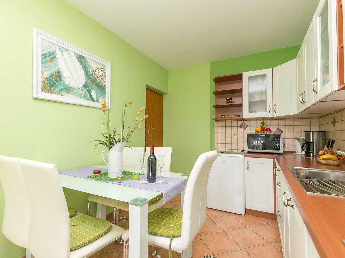 ורסאר Apartments Nada מראה חיצוני תמונה