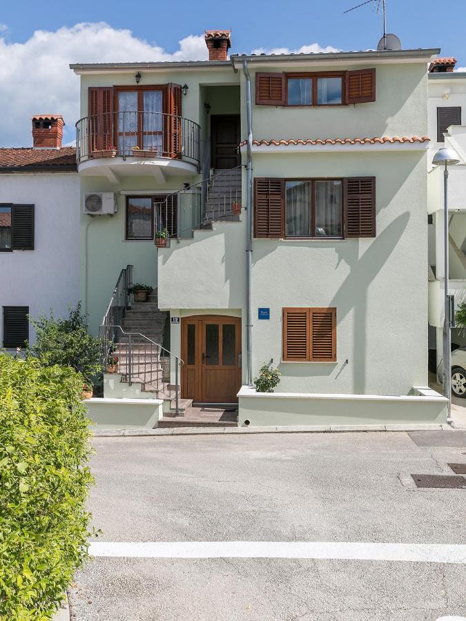 ורסאר Apartments Nada מראה חיצוני תמונה