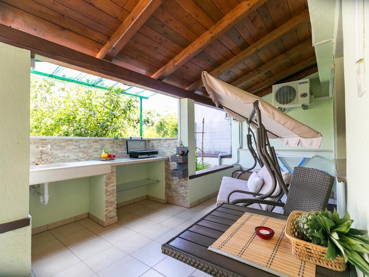 ורסאר Apartments Nada מראה חיצוני תמונה